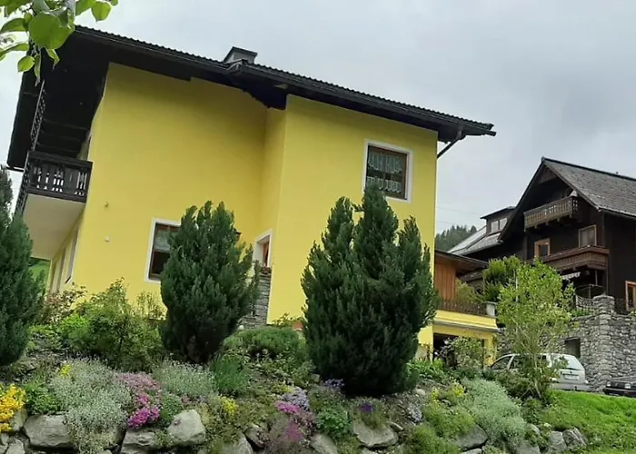 Haus Silvia Kraml 住宿加早餐酒店